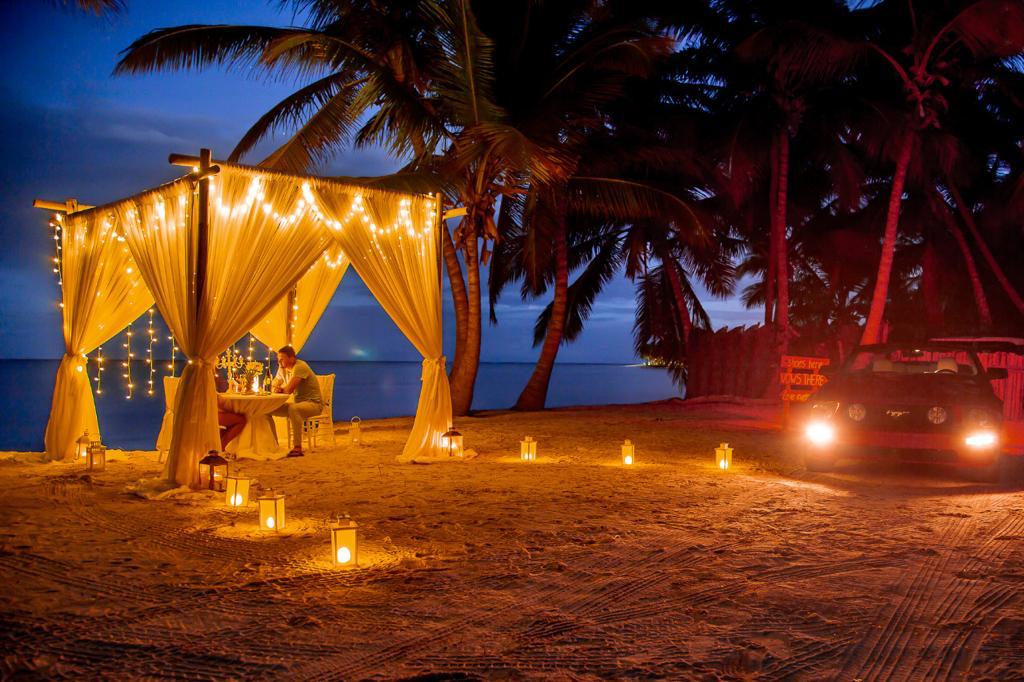 romantic-dinner-punta-cana